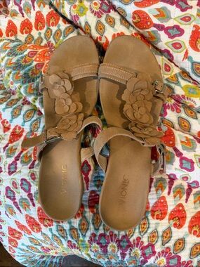 Vionic Tan Floral Suede Sandals - Women's